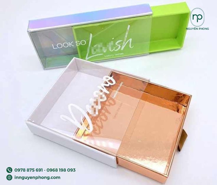 in hộp giấy rút có bóng kính